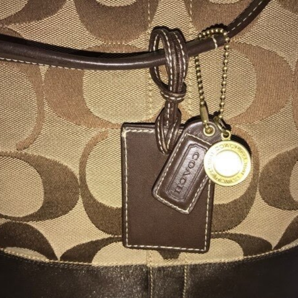Coach Purse No. C06K-10126 Brown 